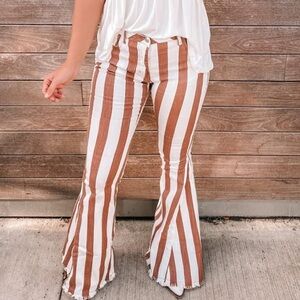 Lemafer (Amazon brand) | Boho Striped Bell Bottoms | Rust and White | size: L